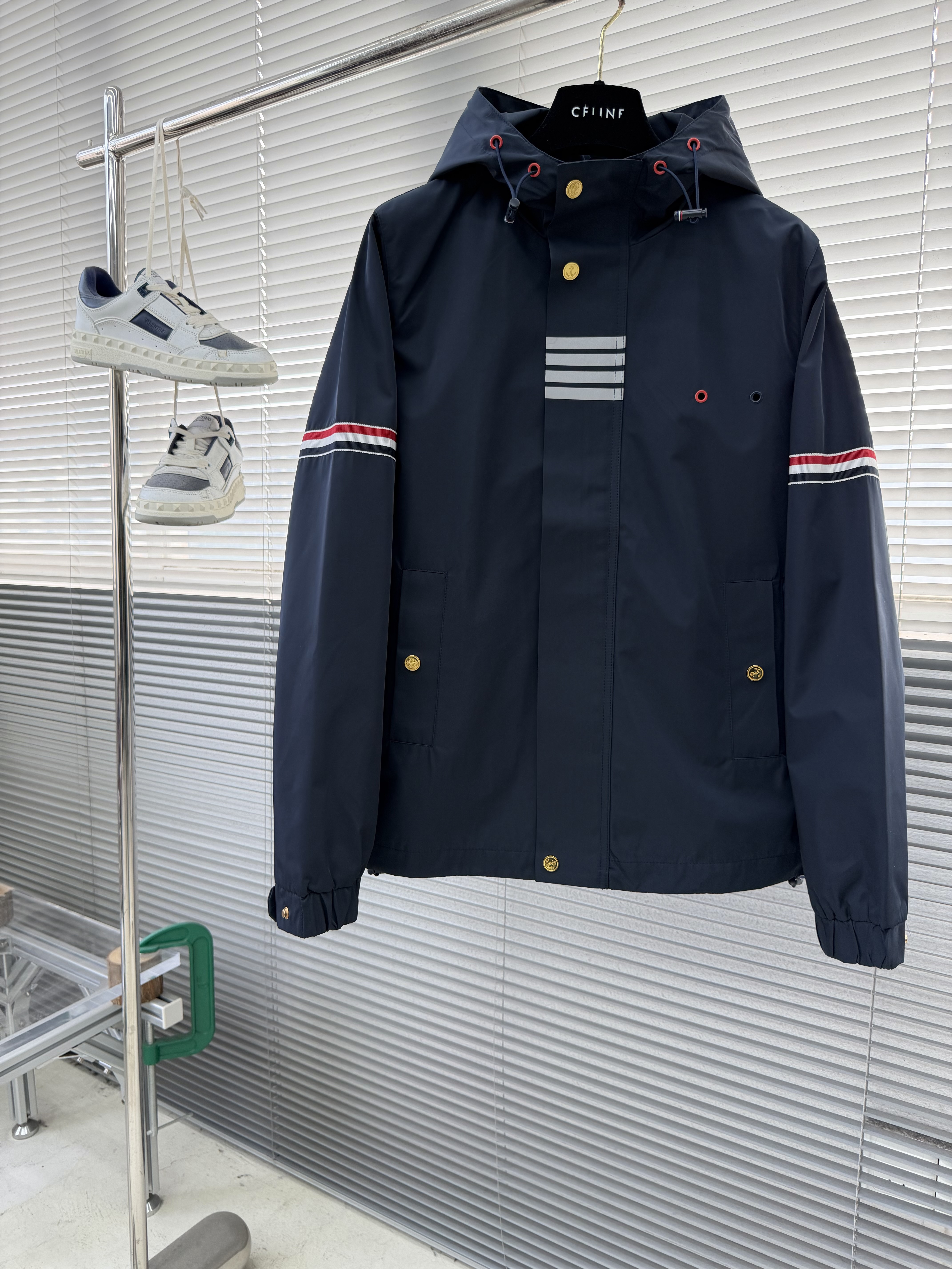 톰브라운 Thom Browne 재킷