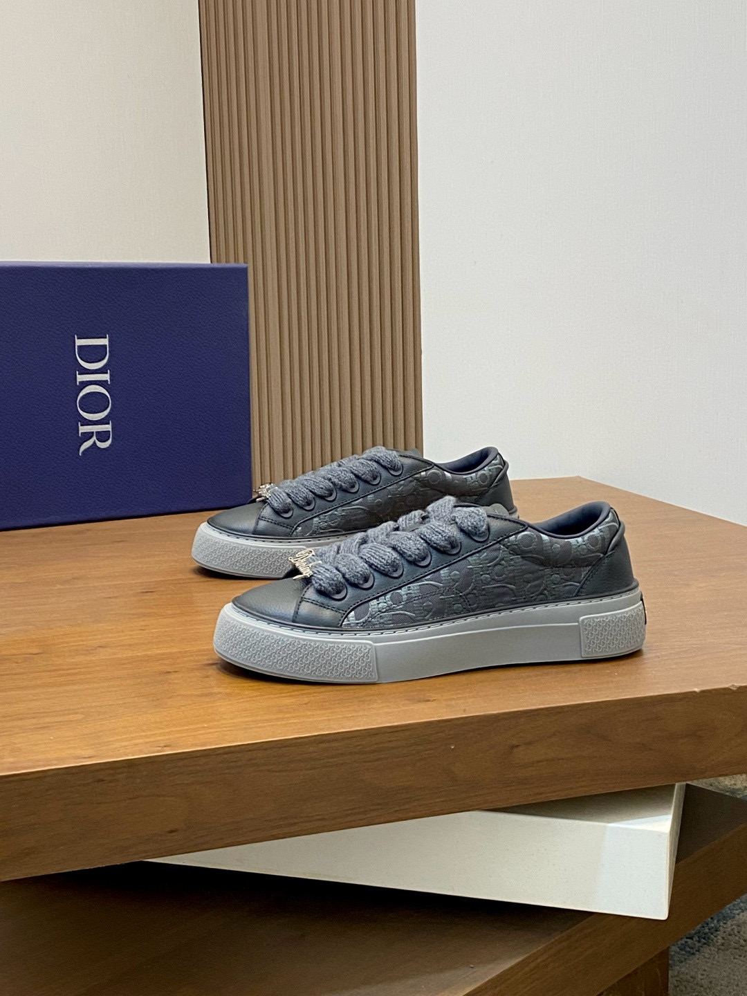 디올 Dior x Denim Tears B33 스니커즈