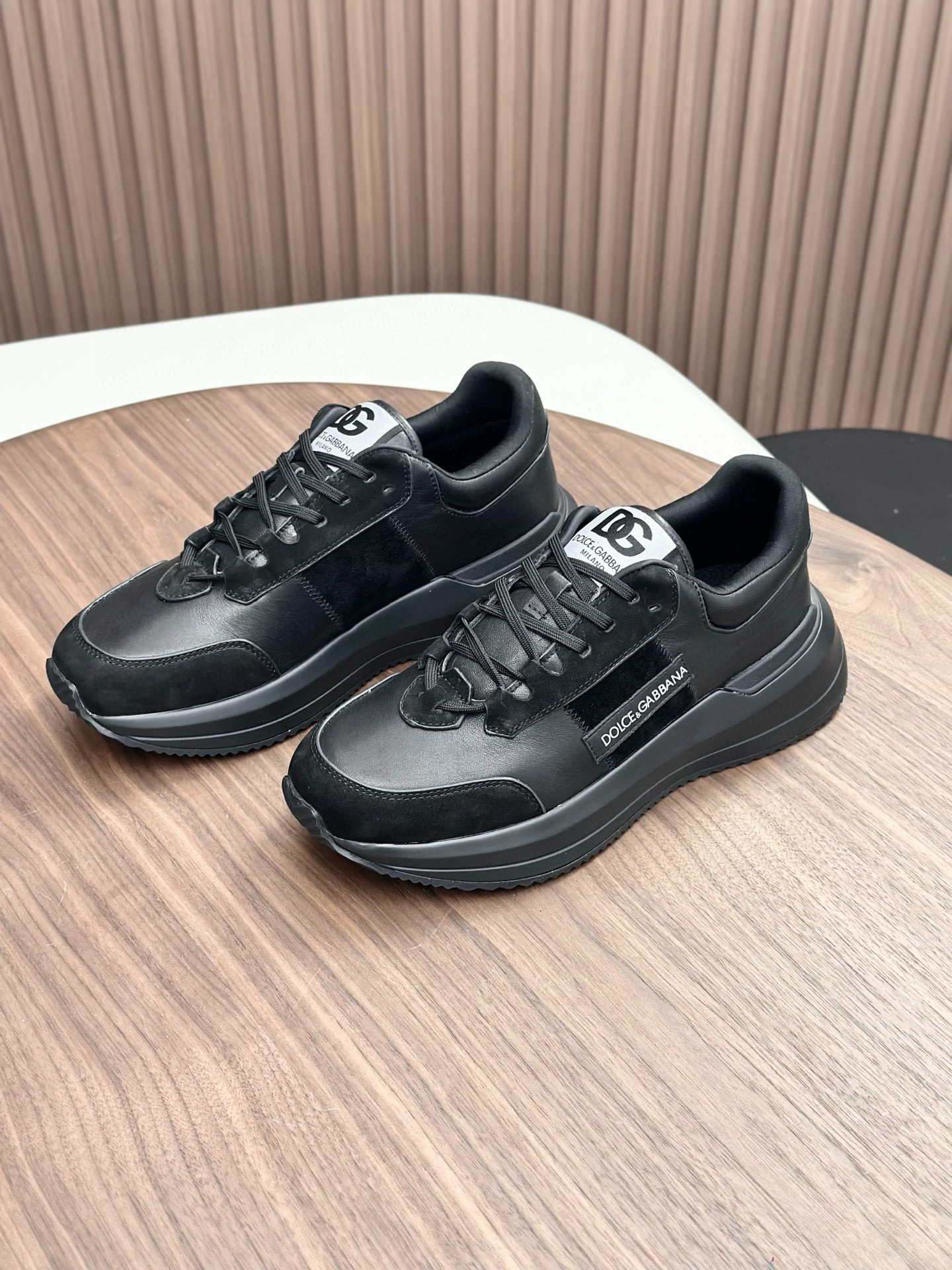 돌체앤가바나 Dolce&Gabbana 스니커즈