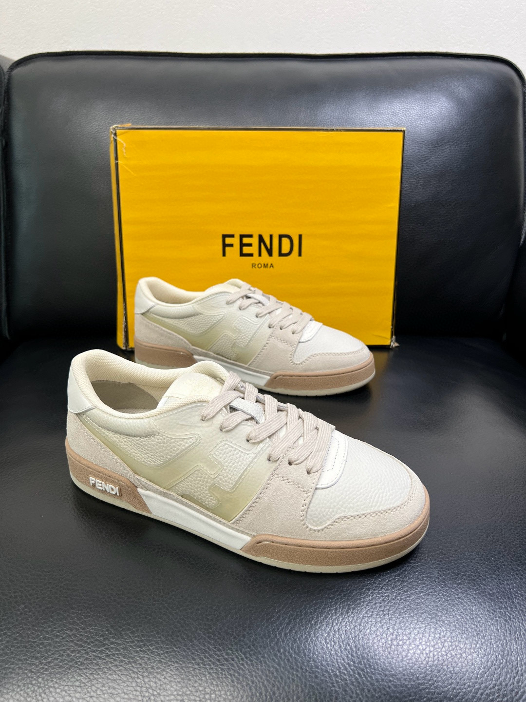 펜디 Fendi 스니커즈