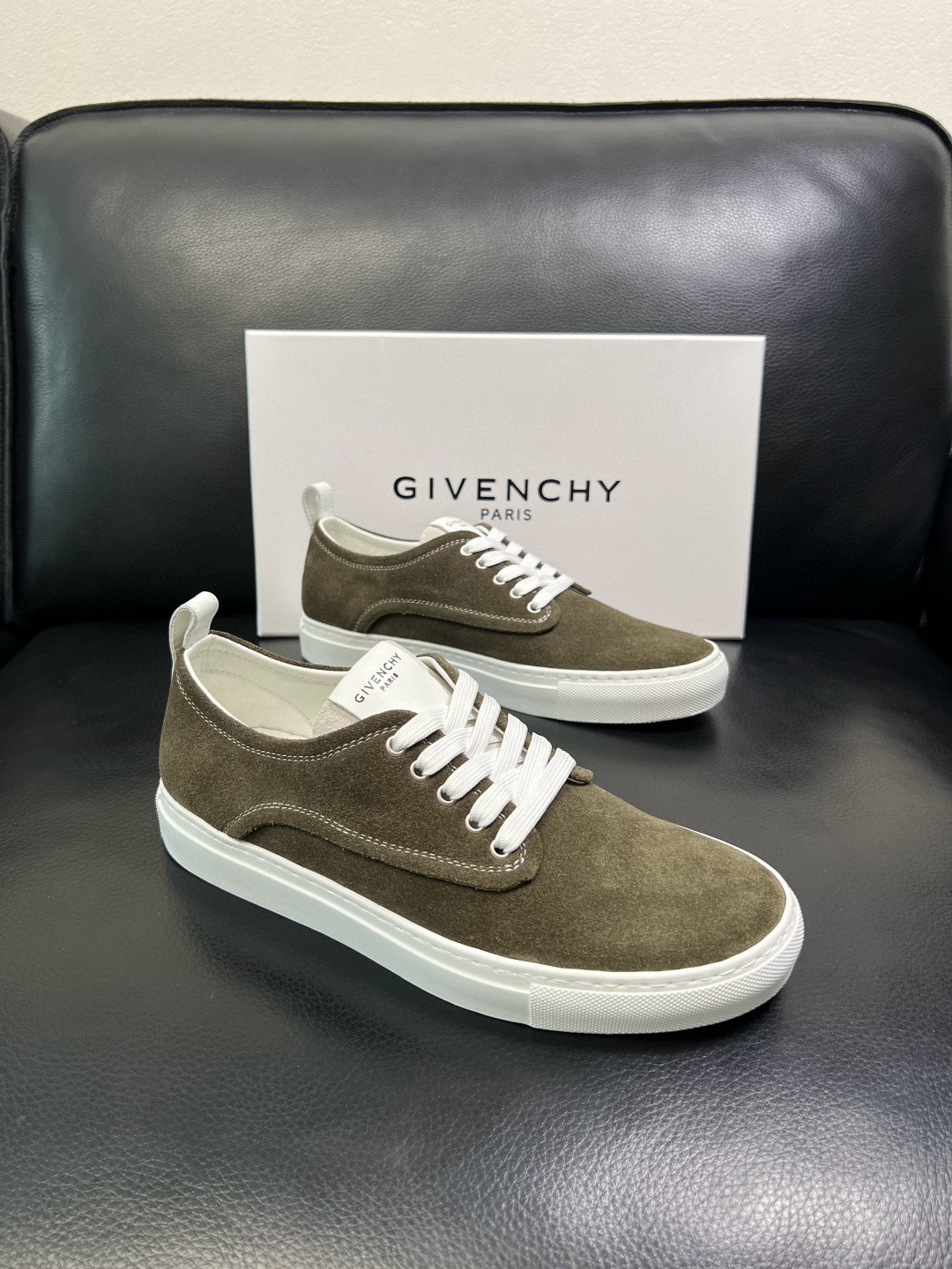 지방시 Givenchy 스니커즈