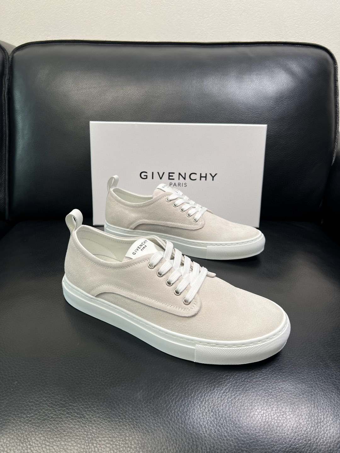 지방시 Givenchy 스니커즈