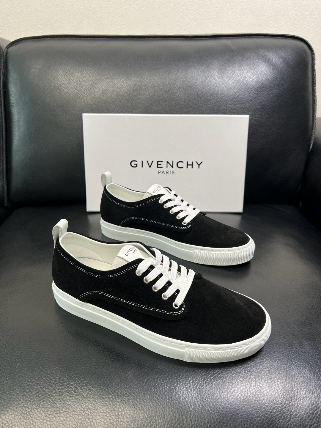 지방시 Givenchy 스니커즈