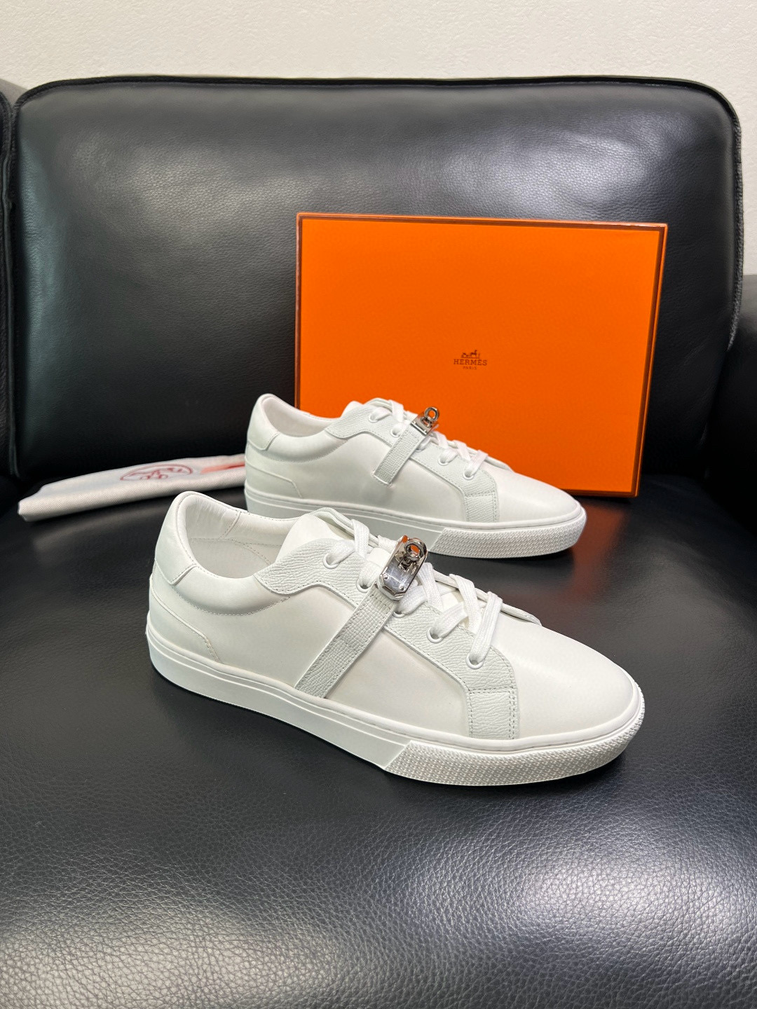 에르메스 Hermes 스니커즈