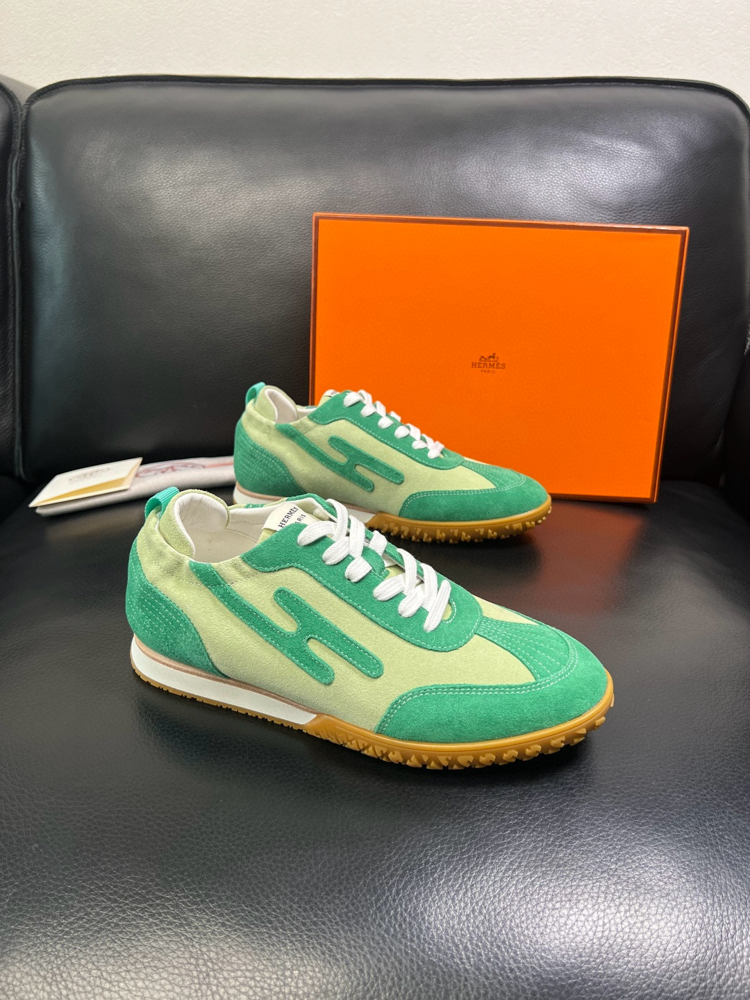 에르메스 Hermes 스니커즈