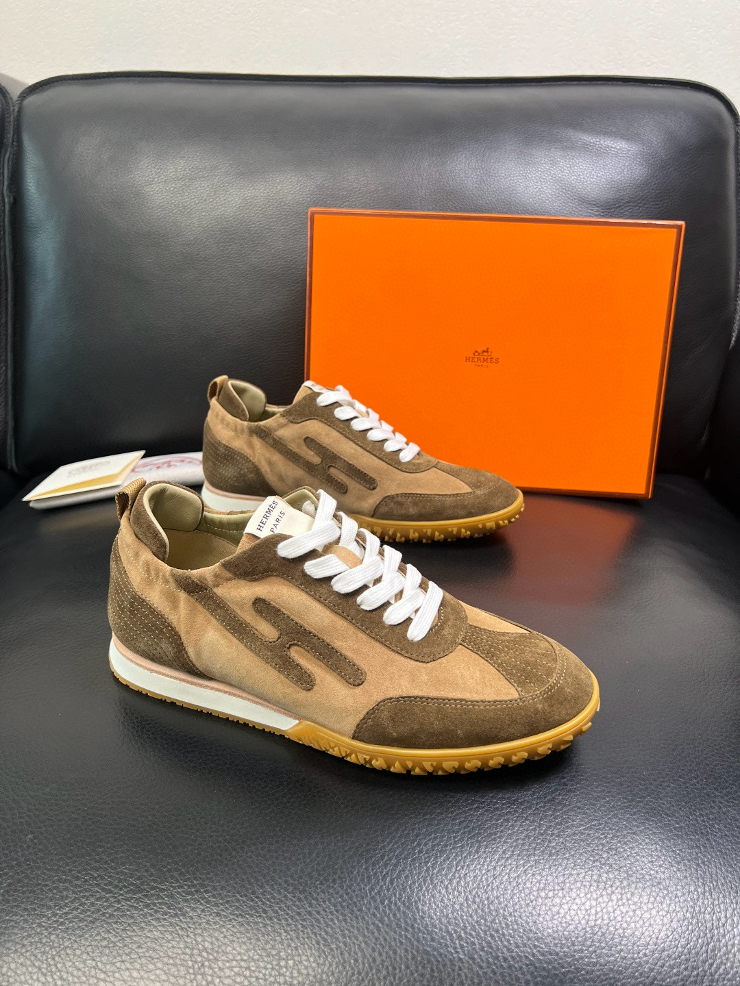 에르메스 Hermes 스니커즈