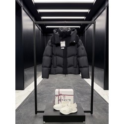 몽클레어 Moncler Matt Black 다운재킷