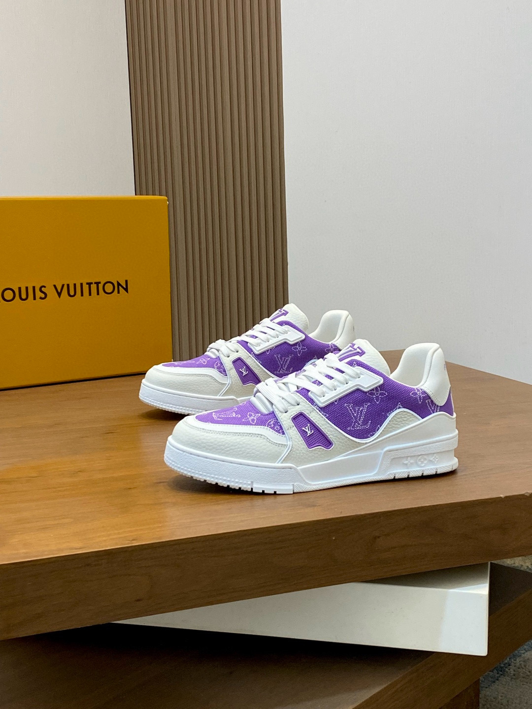 루이비통 Louis Vuitton Trainer 스니커즈