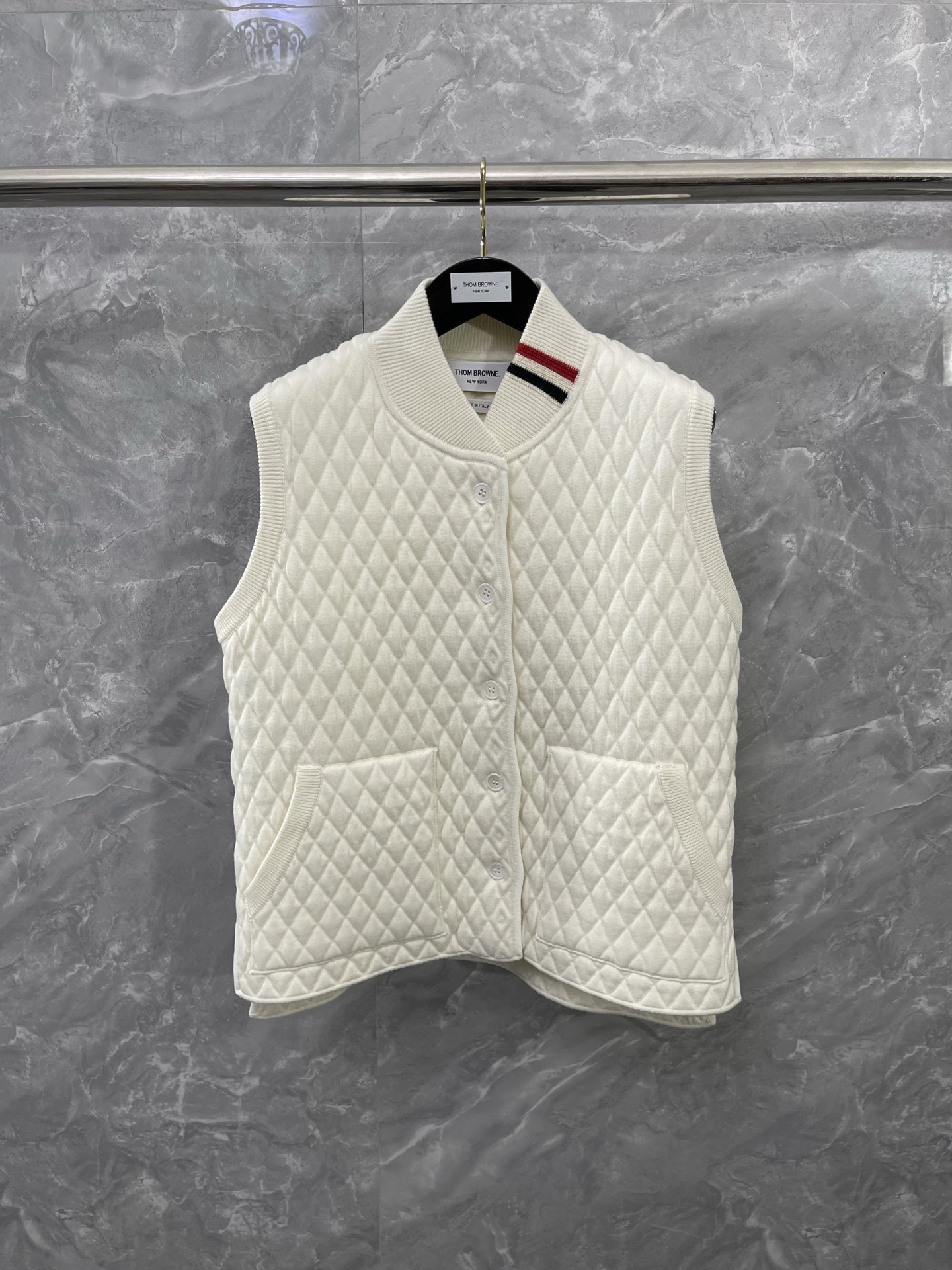 톰브라운 Thom Browne 조끼