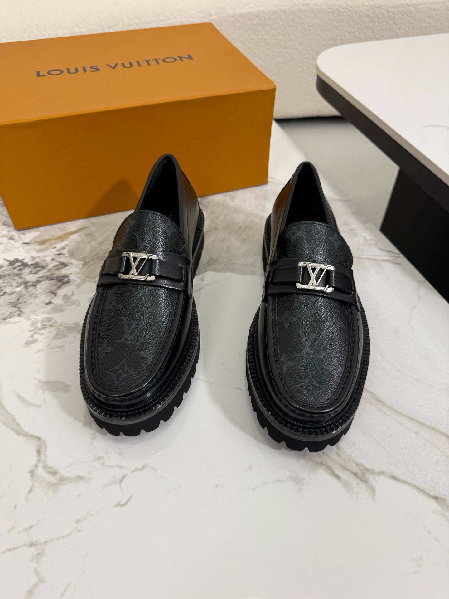 루이비통 Louis Vuitton 구두