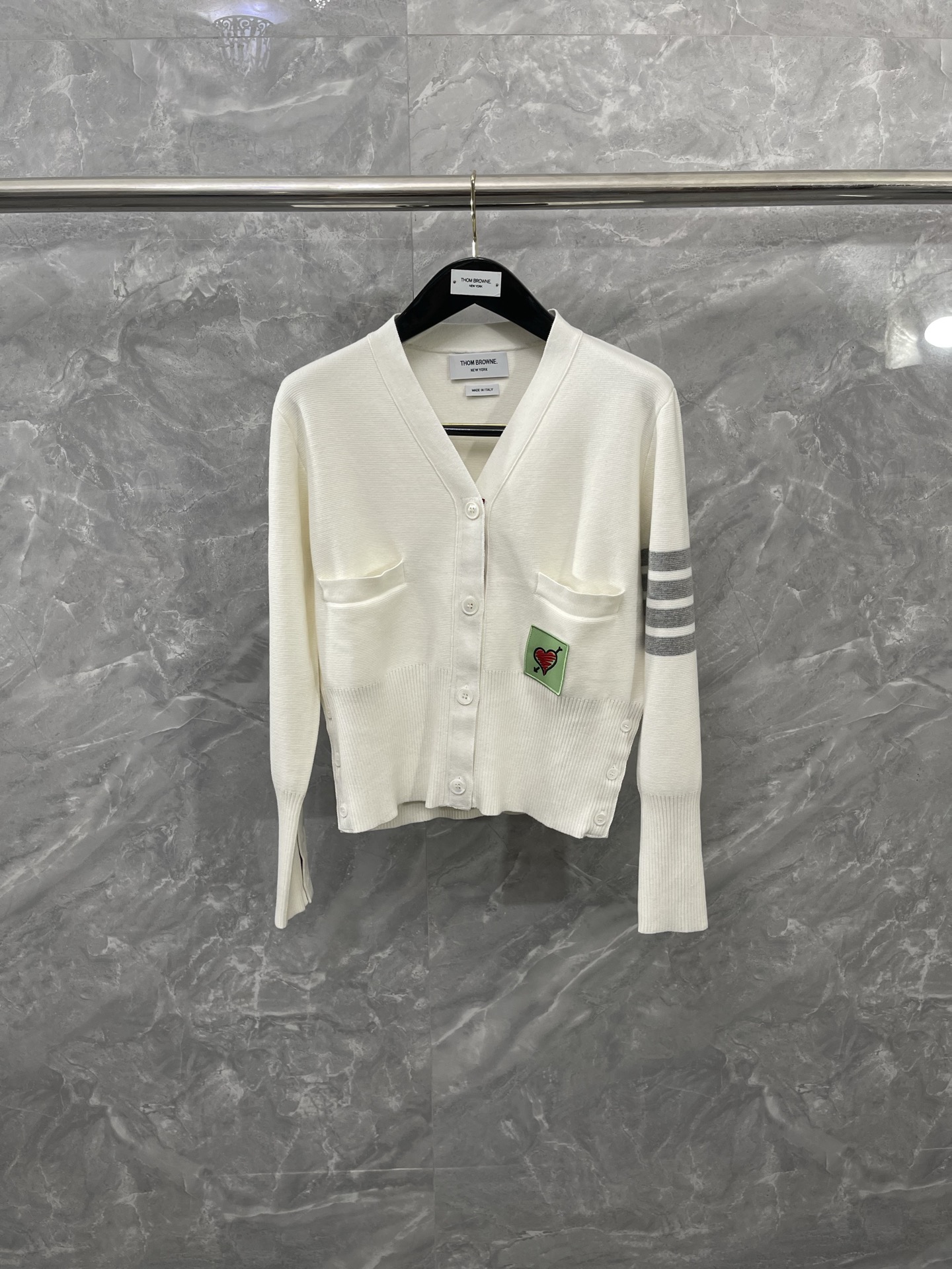 톰브라운 Thom Browne 가디건