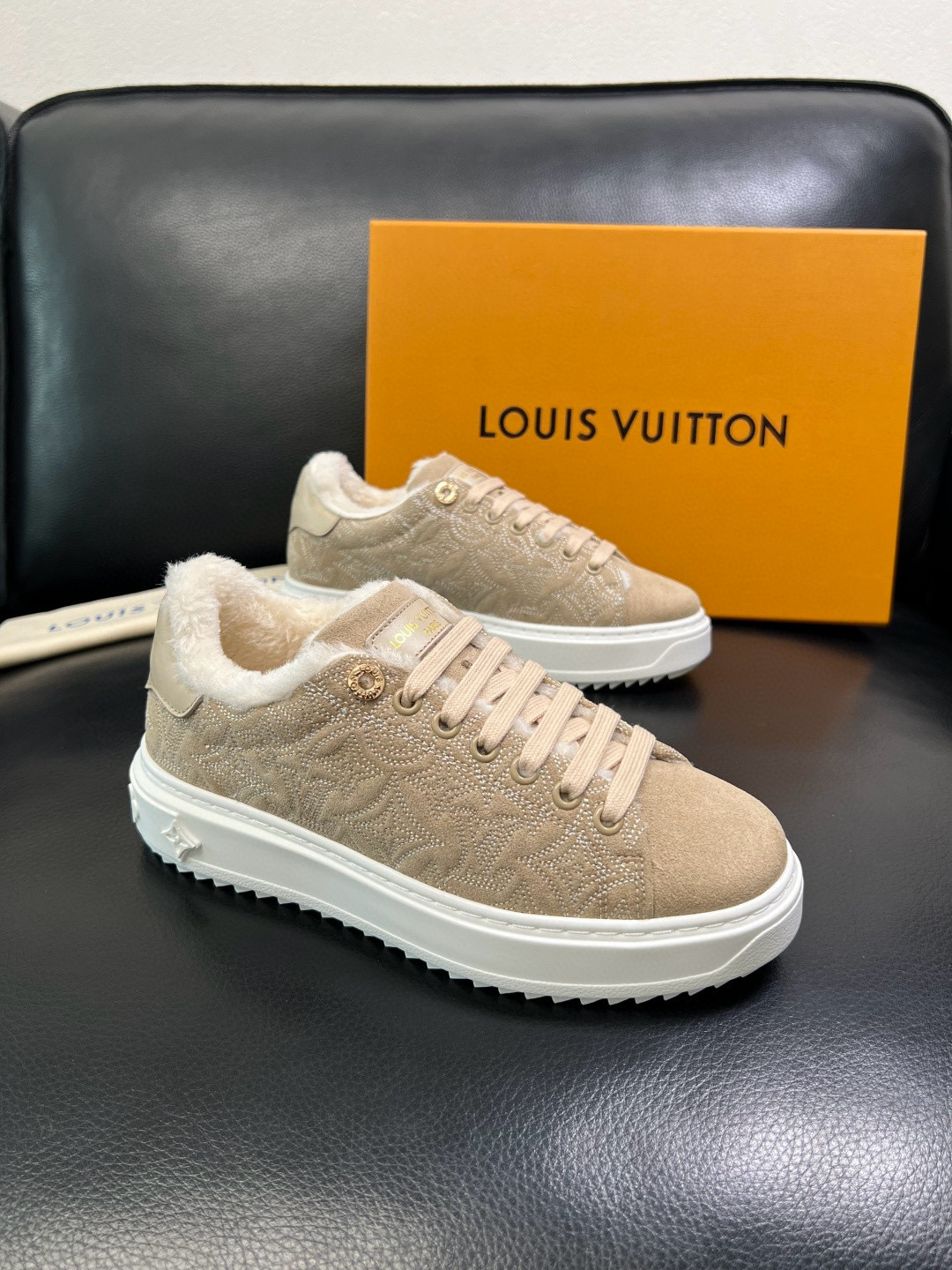 루이비통 Louis Vuitton 스니커즈