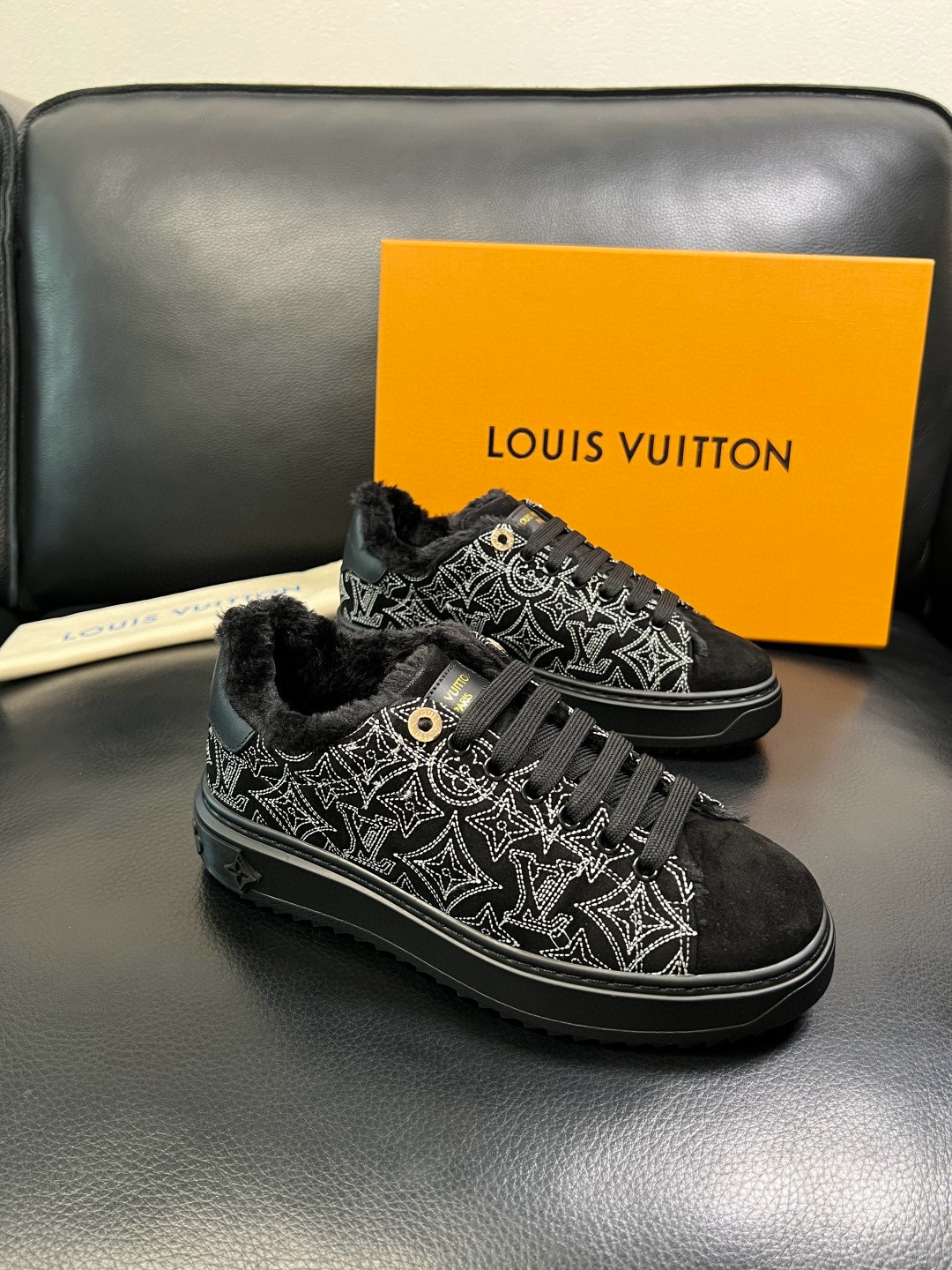 루이비통 Louis Vuitton 스니커즈