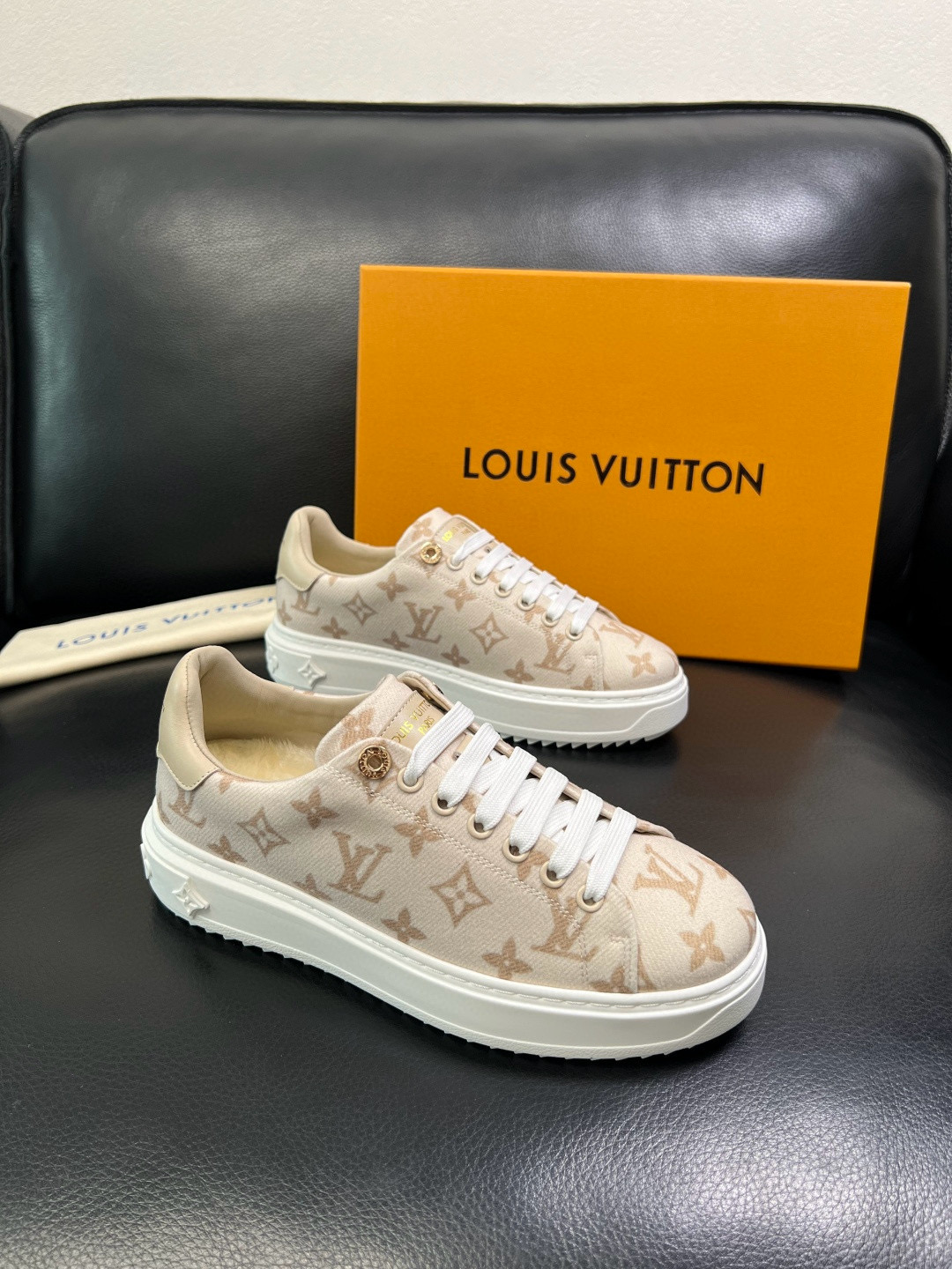 루이비통 Louis Vuitton 스니커즈