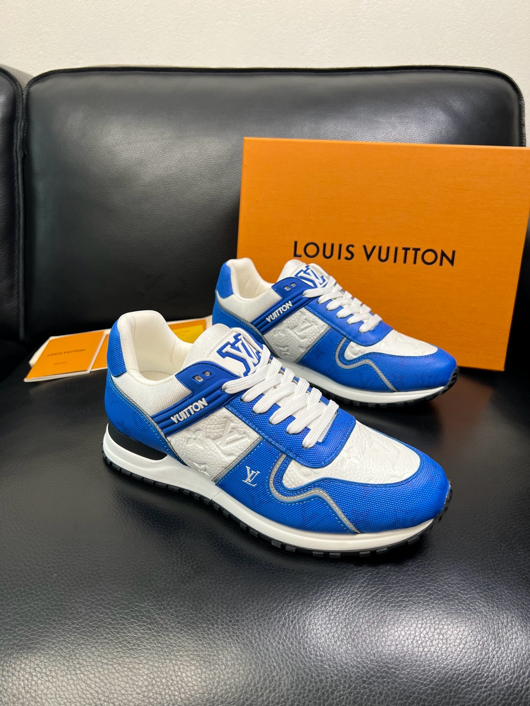 루이비통 Louis Vuitton 스니커즈