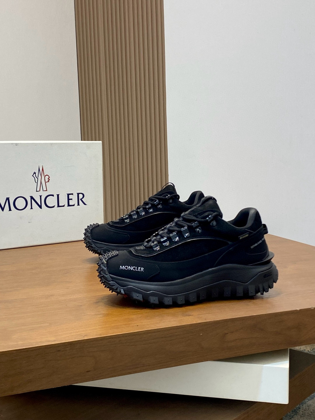 몽클레어 Moncler Trailgrip GTX 스니커즈 Black