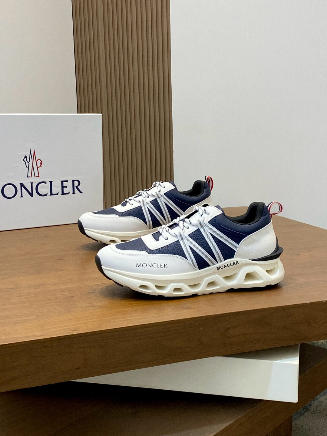 몽클레어 Moncler 스니커즈