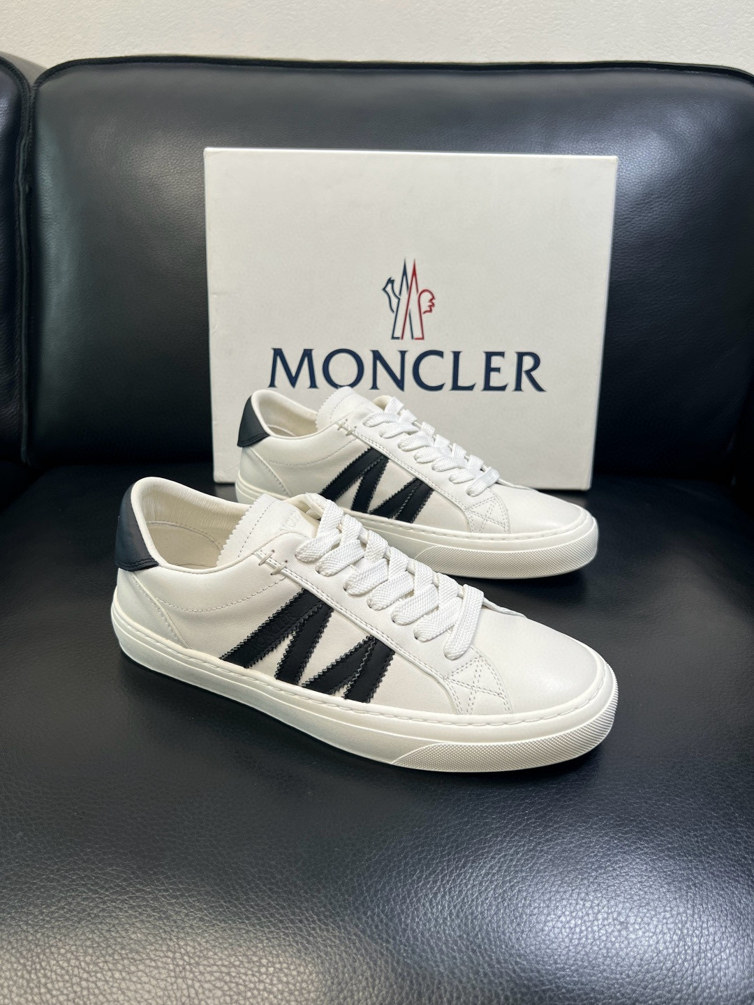 몽클레어 Moncler 스니커즈