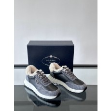 프라다 Prada 스니커즈