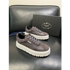 프라다 Prada 스니커즈