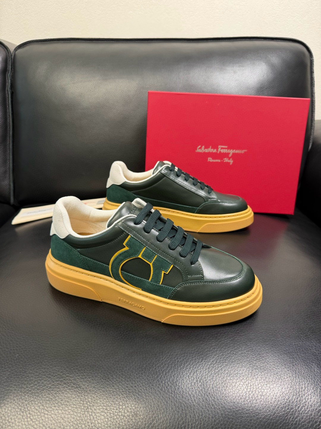 살바토레 페라가모 Salvatore Ferragamo 스니커즈