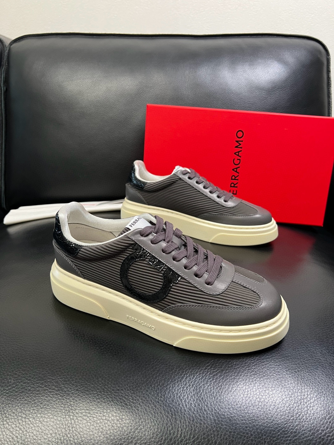 살바토레 페라가모 Salvatore Ferragamo 스니커즈