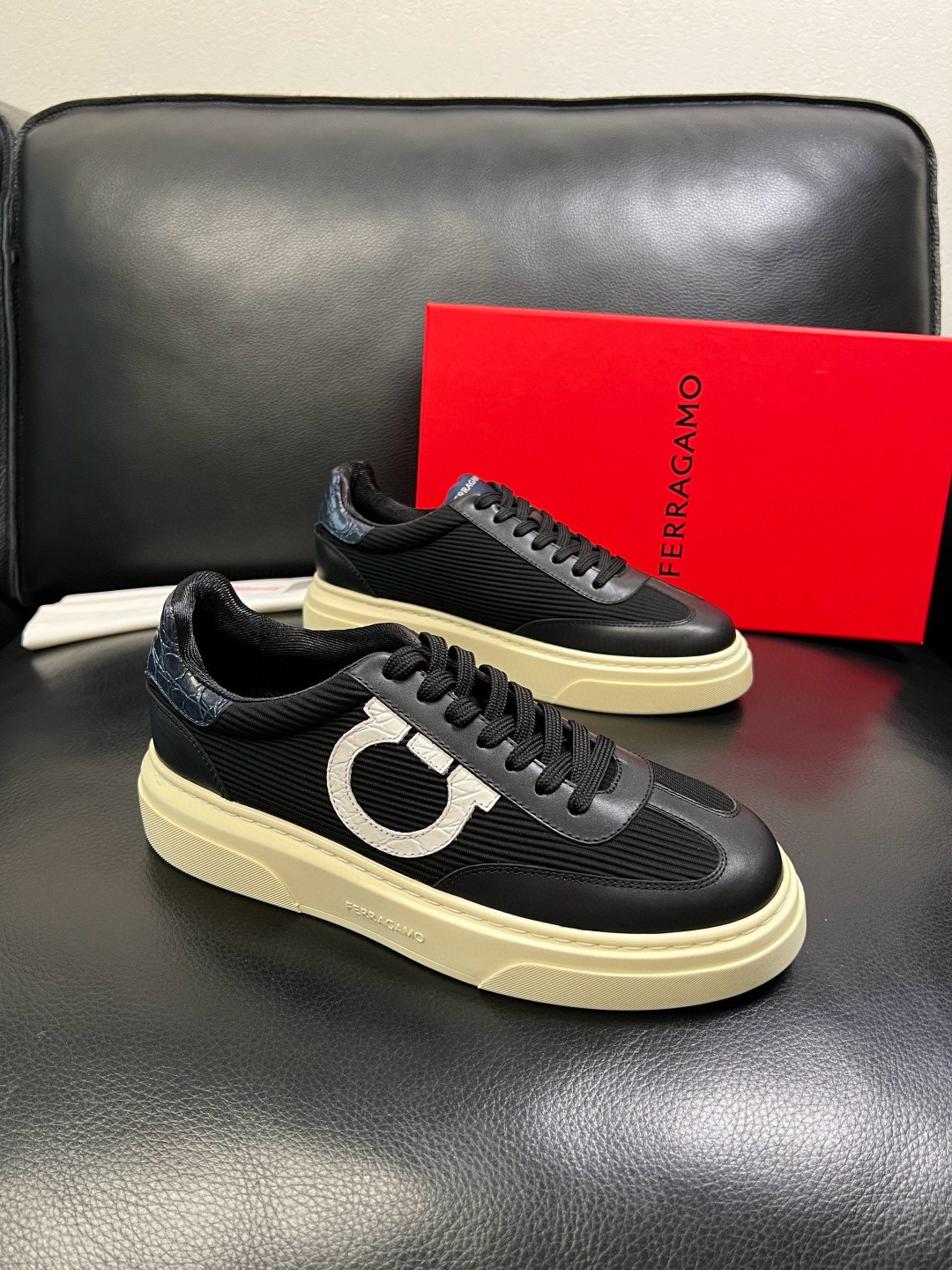 살바토레 페라가모 Salvatore Ferragamo 스니커즈