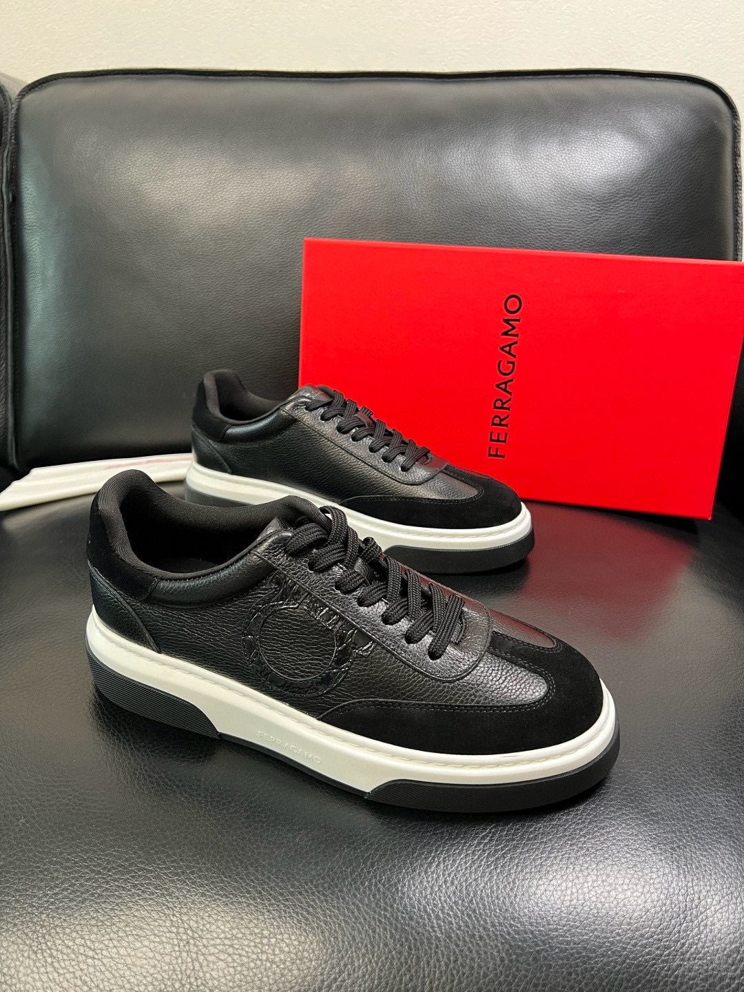 살바토레 페라가모 Salvatore Ferragamo 스니커즈