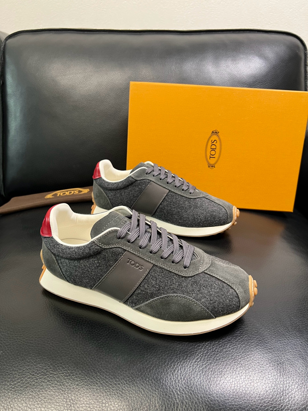 토즈 TOD'S 스니커즈