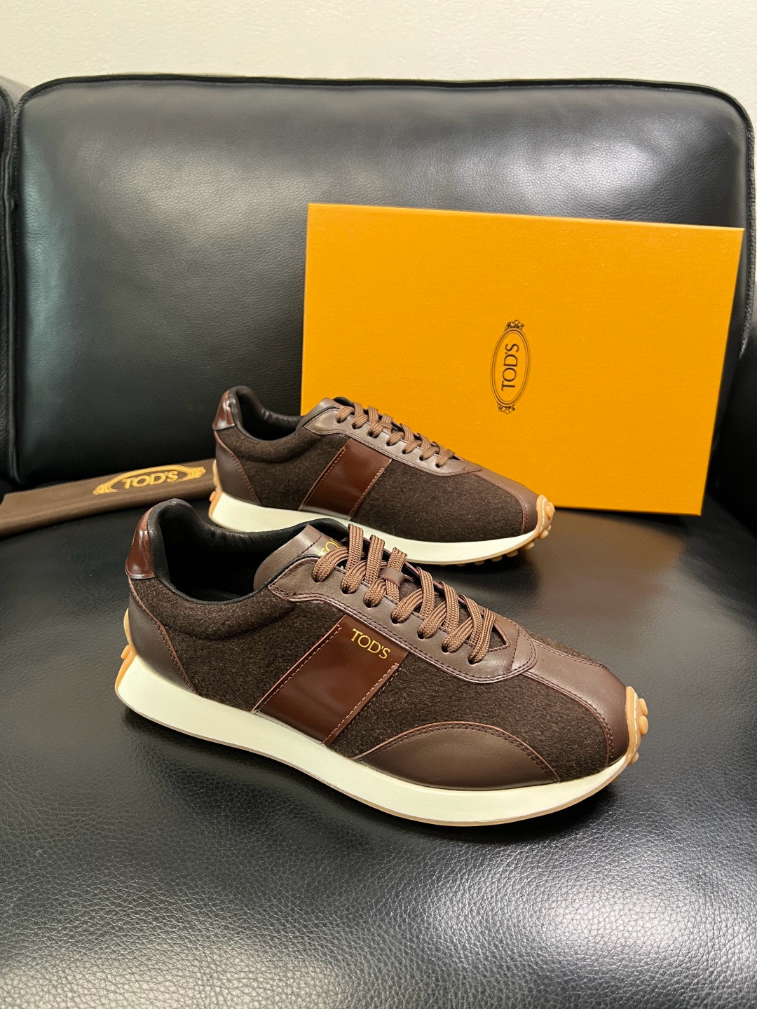 토즈 TOD'S 스니커즈