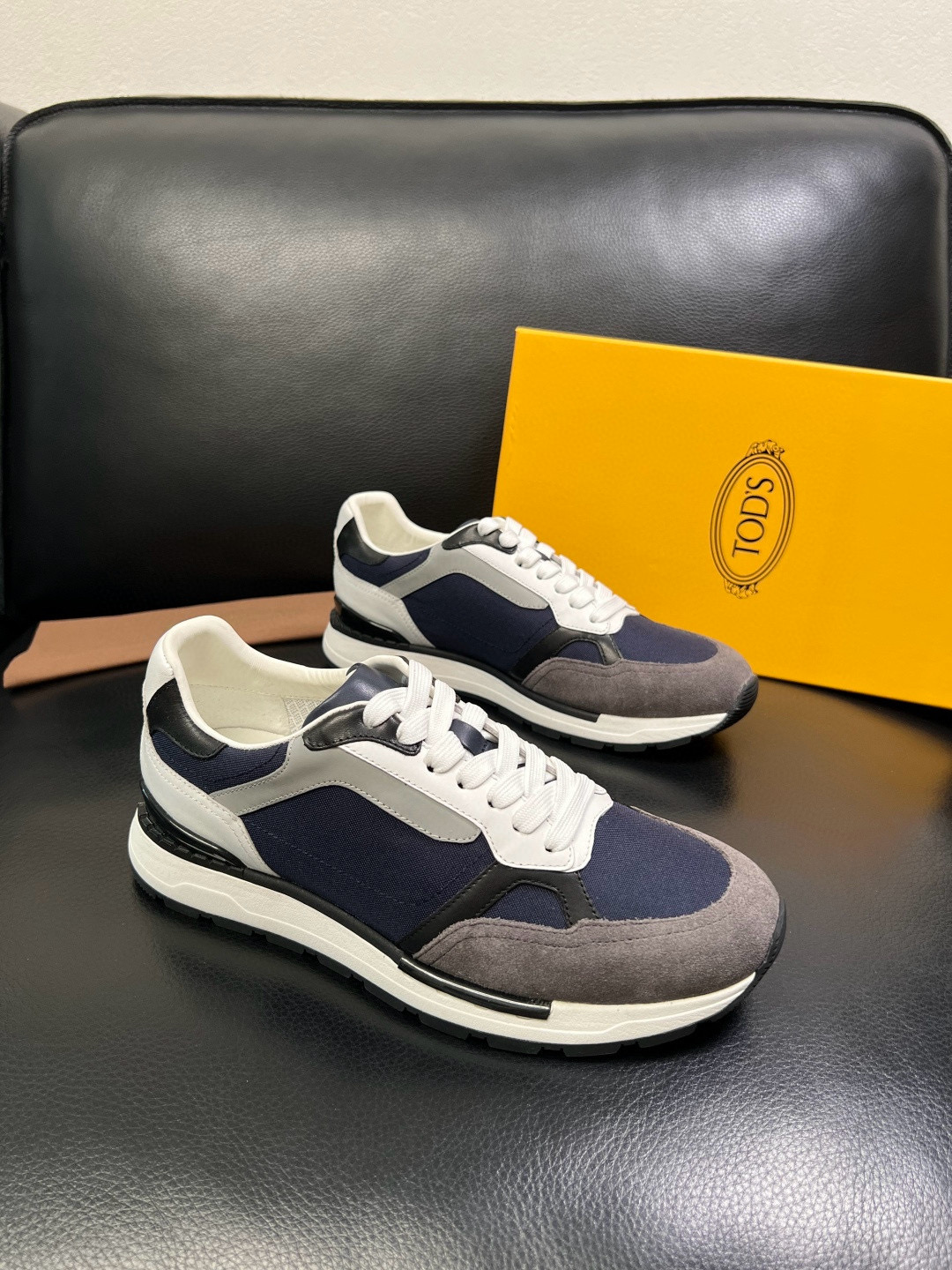 토즈 TOD'S 스니커즈