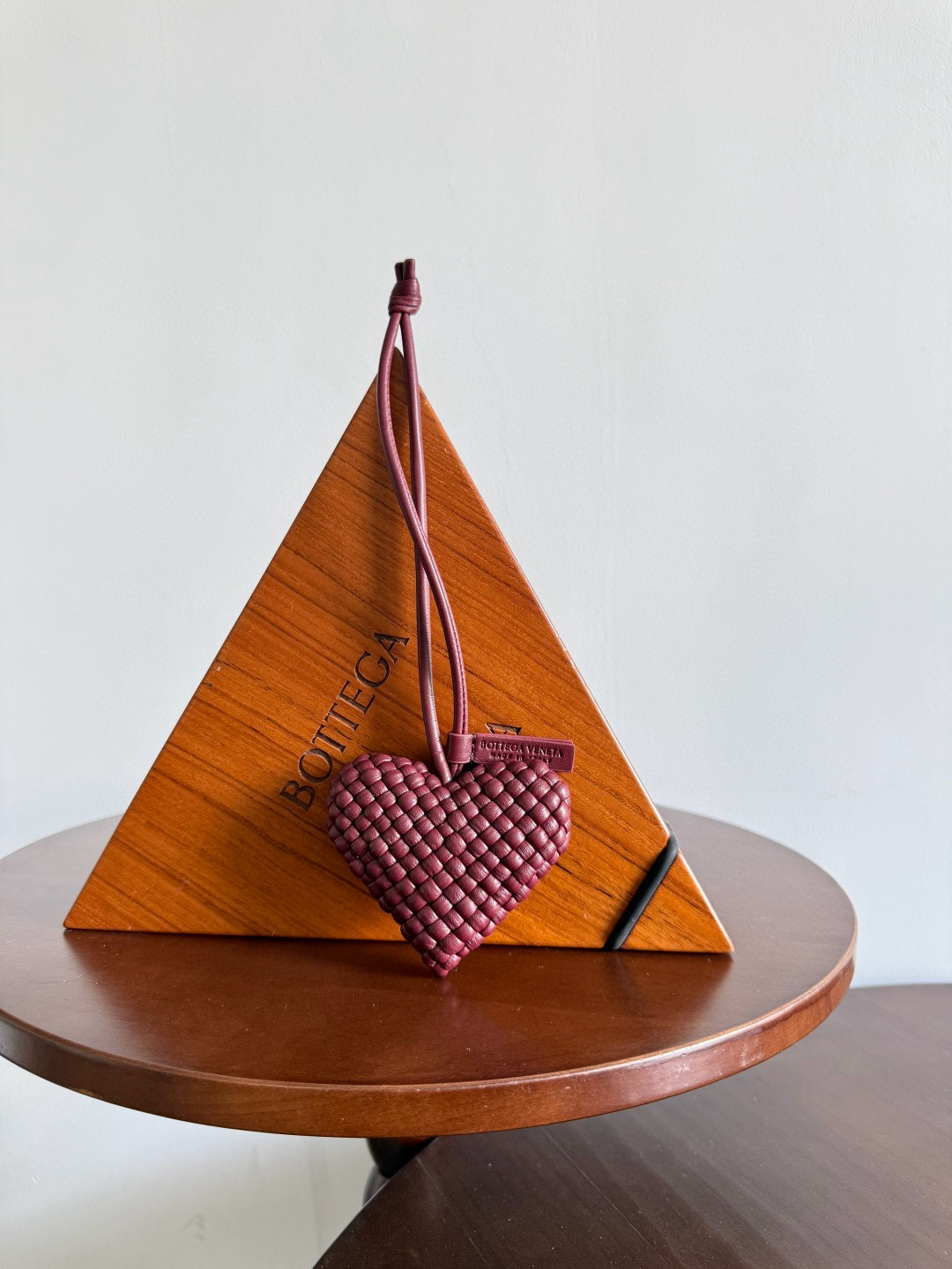 보테가베네타 Bottega Veneta 844701