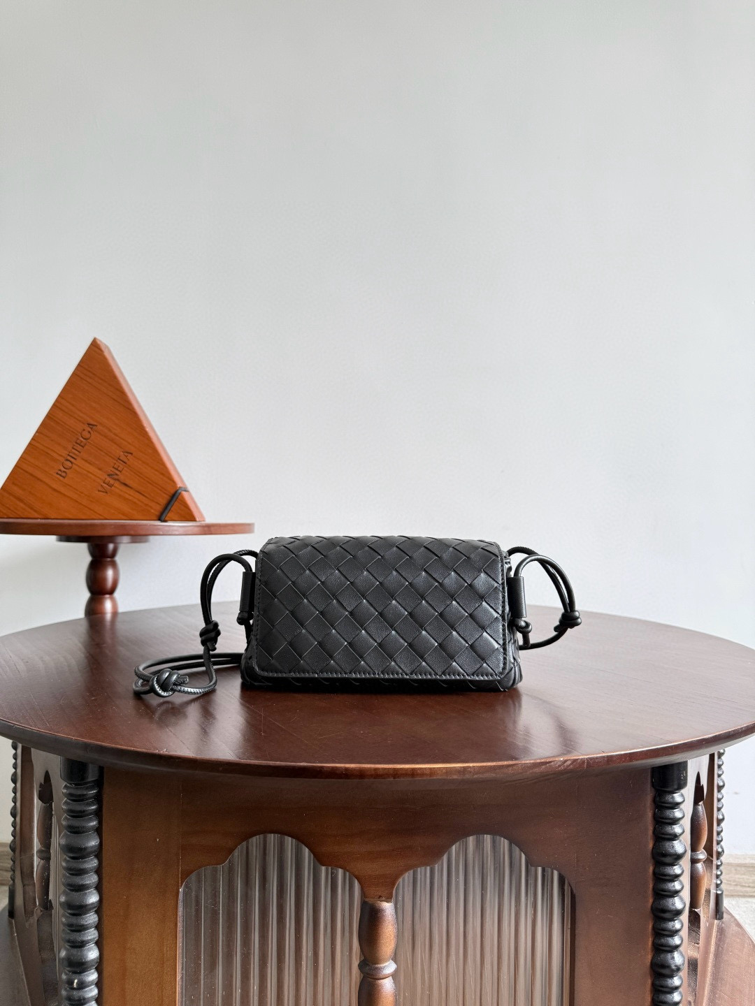 보테가베네타 Bottega Veneta 843893 Notturno 노뚜르노 21cm