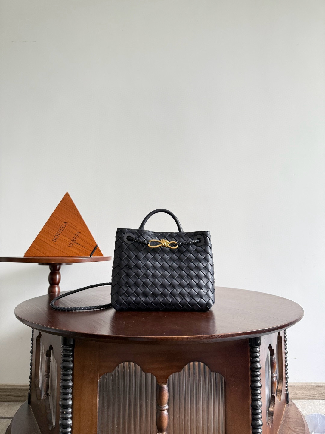 보테가 베네타 Bottega Veneta 743568 Andiamo 25cm