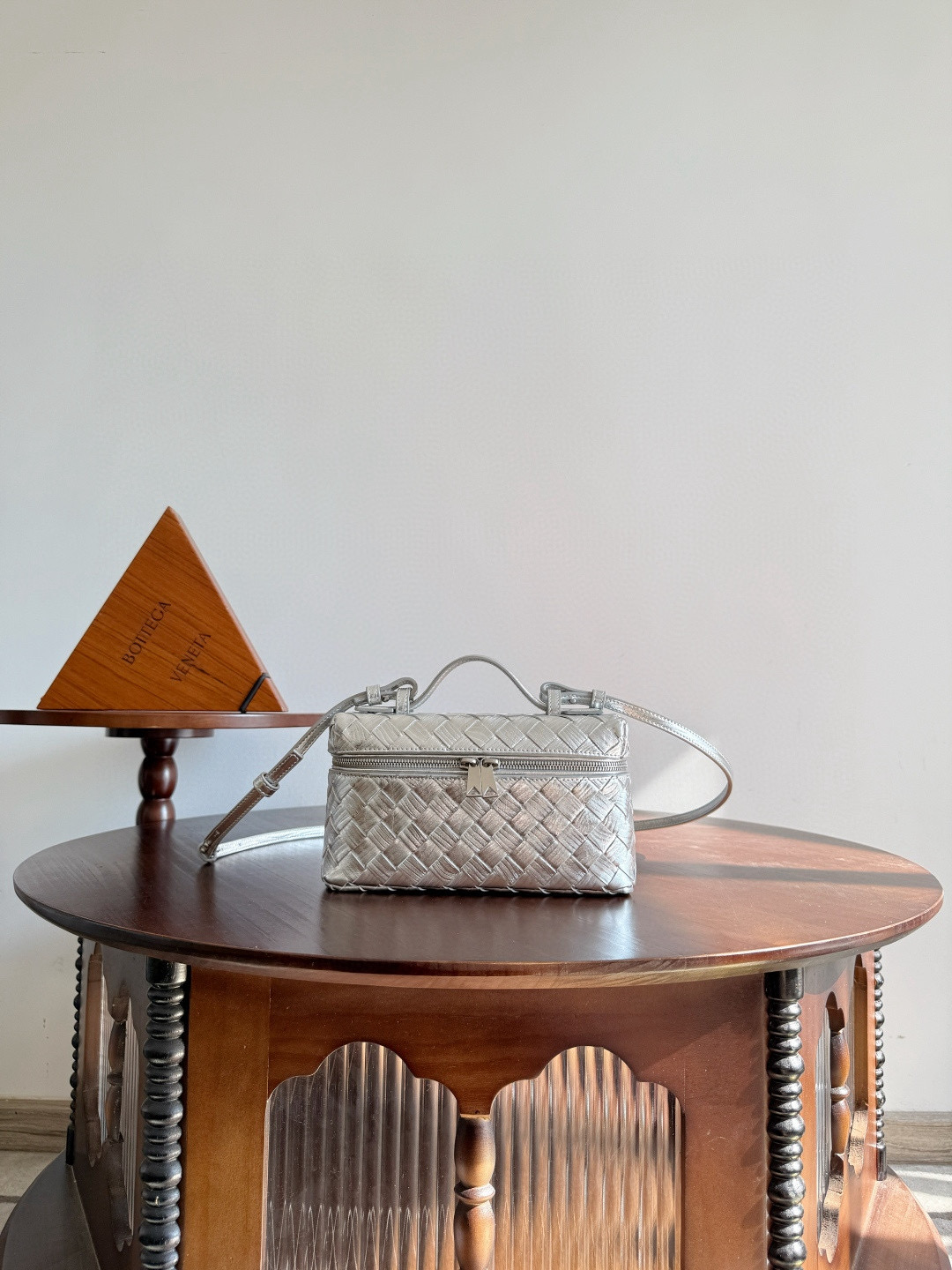 보테가 베네타 Bottega Veneta Bang Bang Vanity 크로스 백 789109 22cm