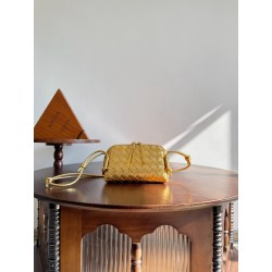 보테가 베네타 Bottega Veneta 794258 Intrecciato Concert Pouch 18.5CM