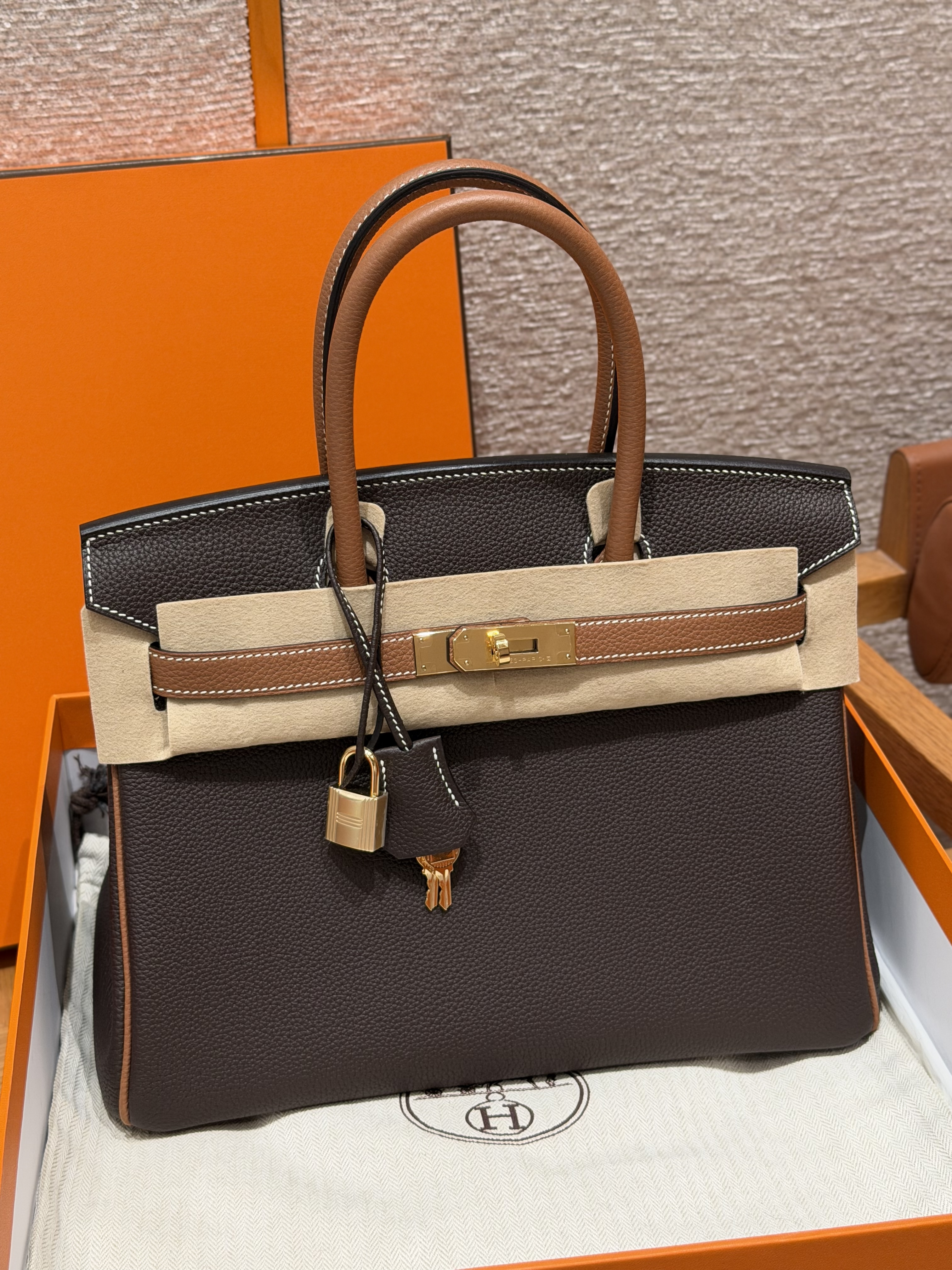 에르메스 Hermes Birkin 30cm Togo 47 Chocolate and 37 Gold/gold