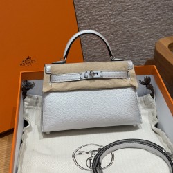 에르메스 Hermes Mini Kelly 19cm Chèvre 05 Argent/silver