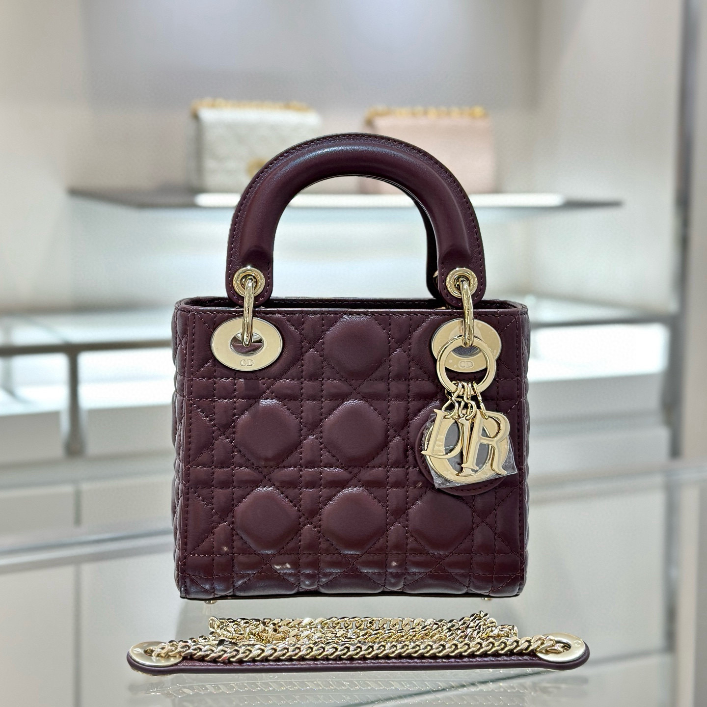 디올 Dior Mini Lady Dior Bag 17cm