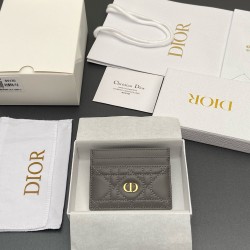 디올 Dior Dior S5130 Caro Freesia 카드 케이스 10.5cm