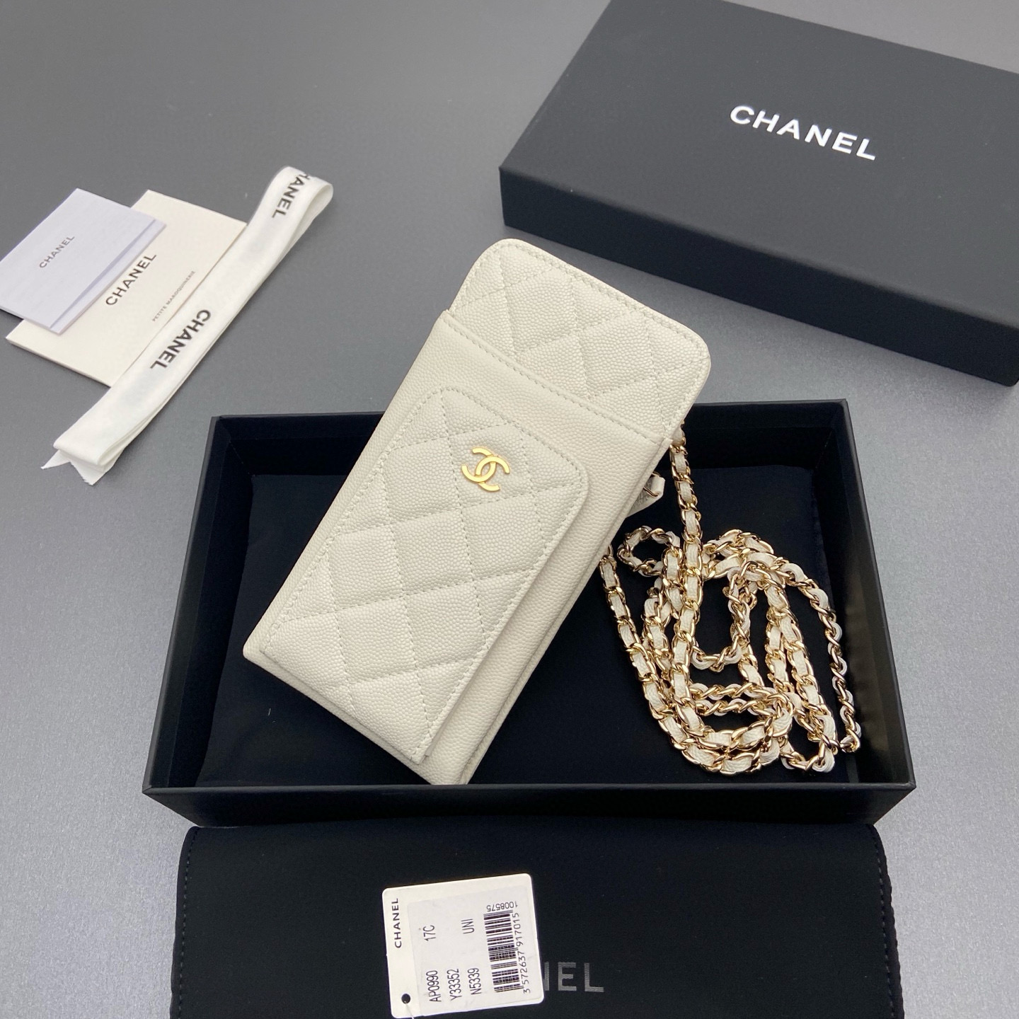 샤넬 Chanel Classic Wallet On Chain WOC 체인 지갑 AP0990 18.5cm
