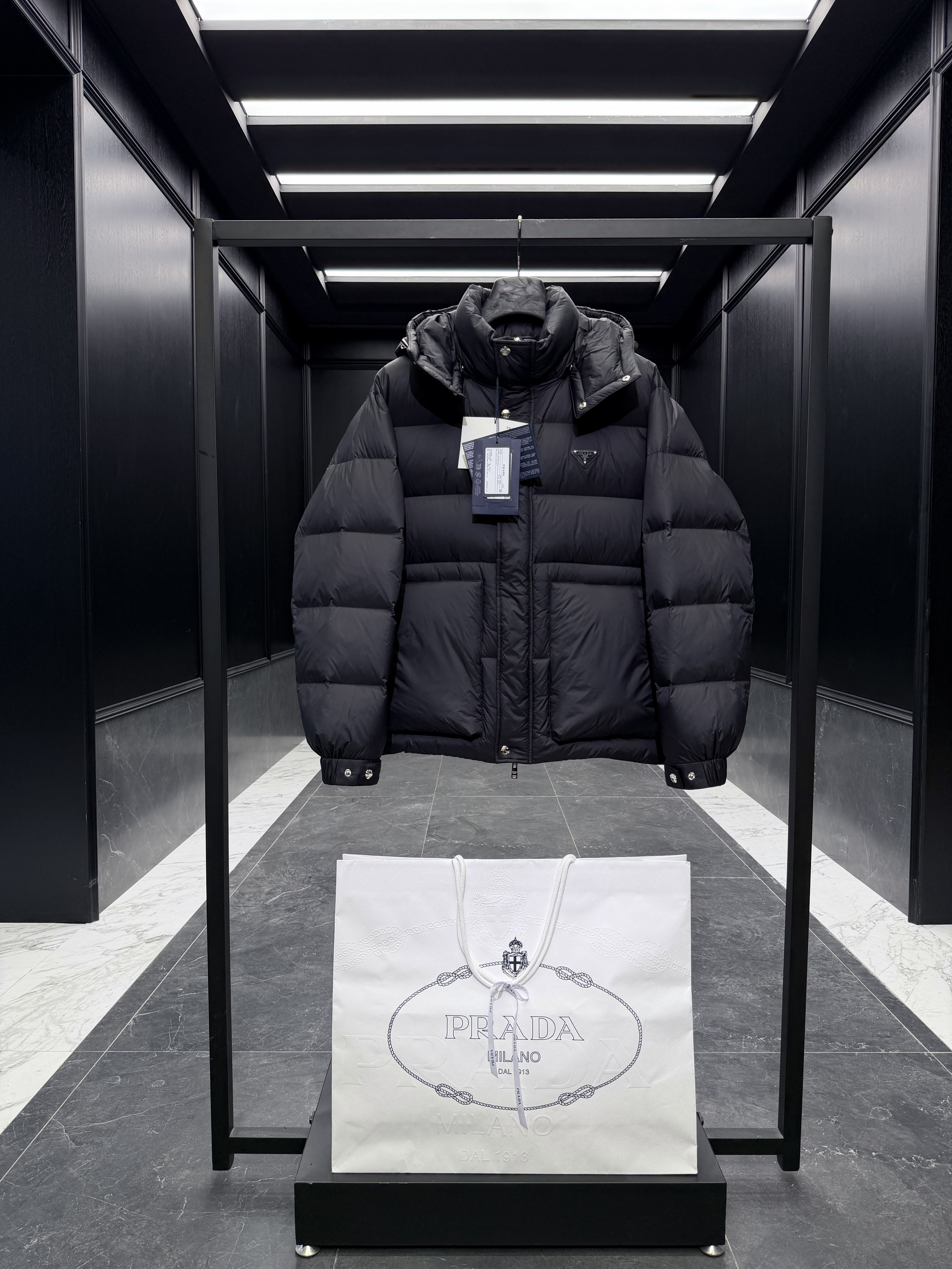프라다 Prada 다운재킷 3622
