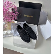 생로랑 Saint laurent Le Loafer 로퍼
