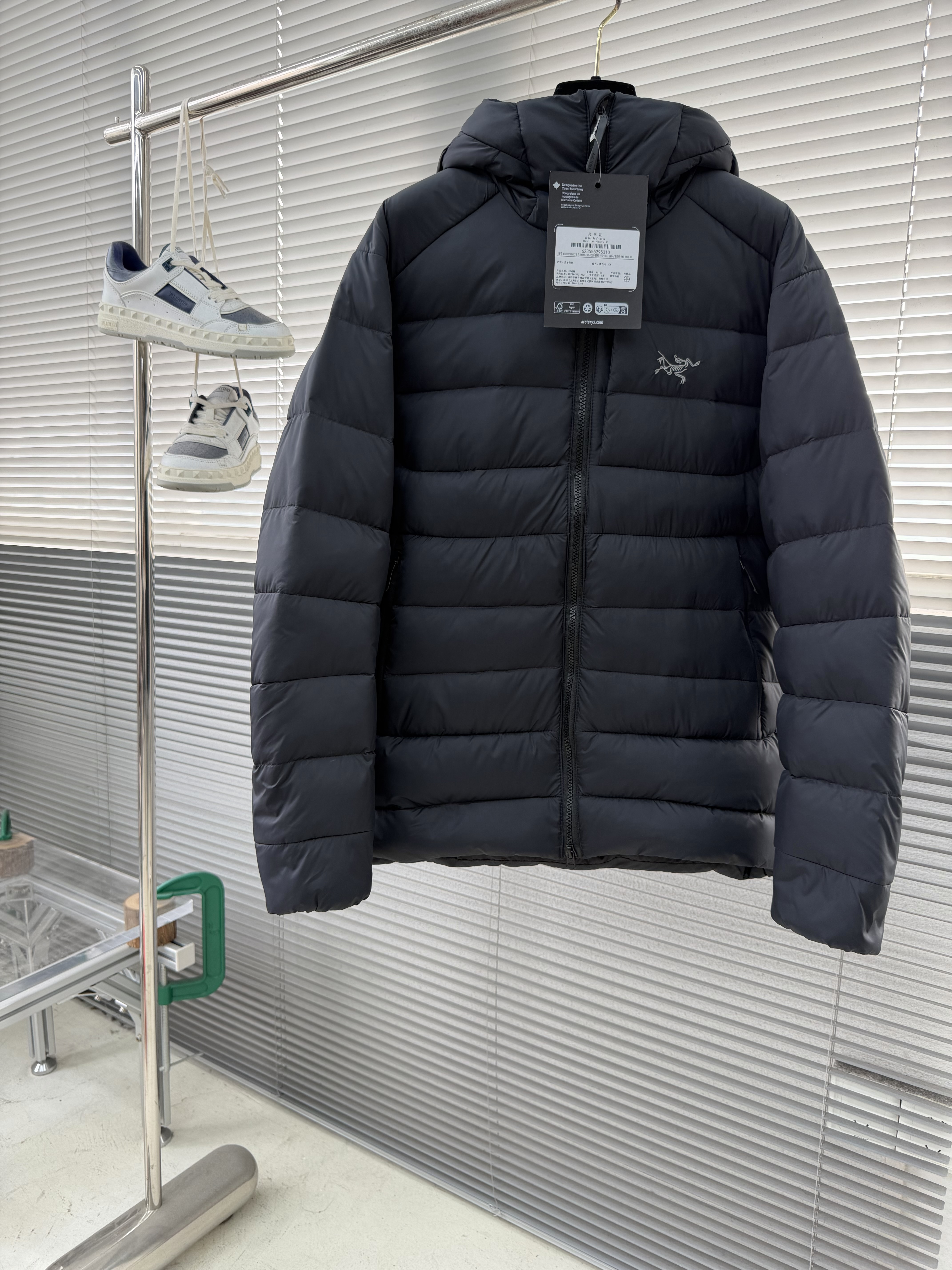 아크테릭스 ARC'TERYX Thorium hoody 다운재킷