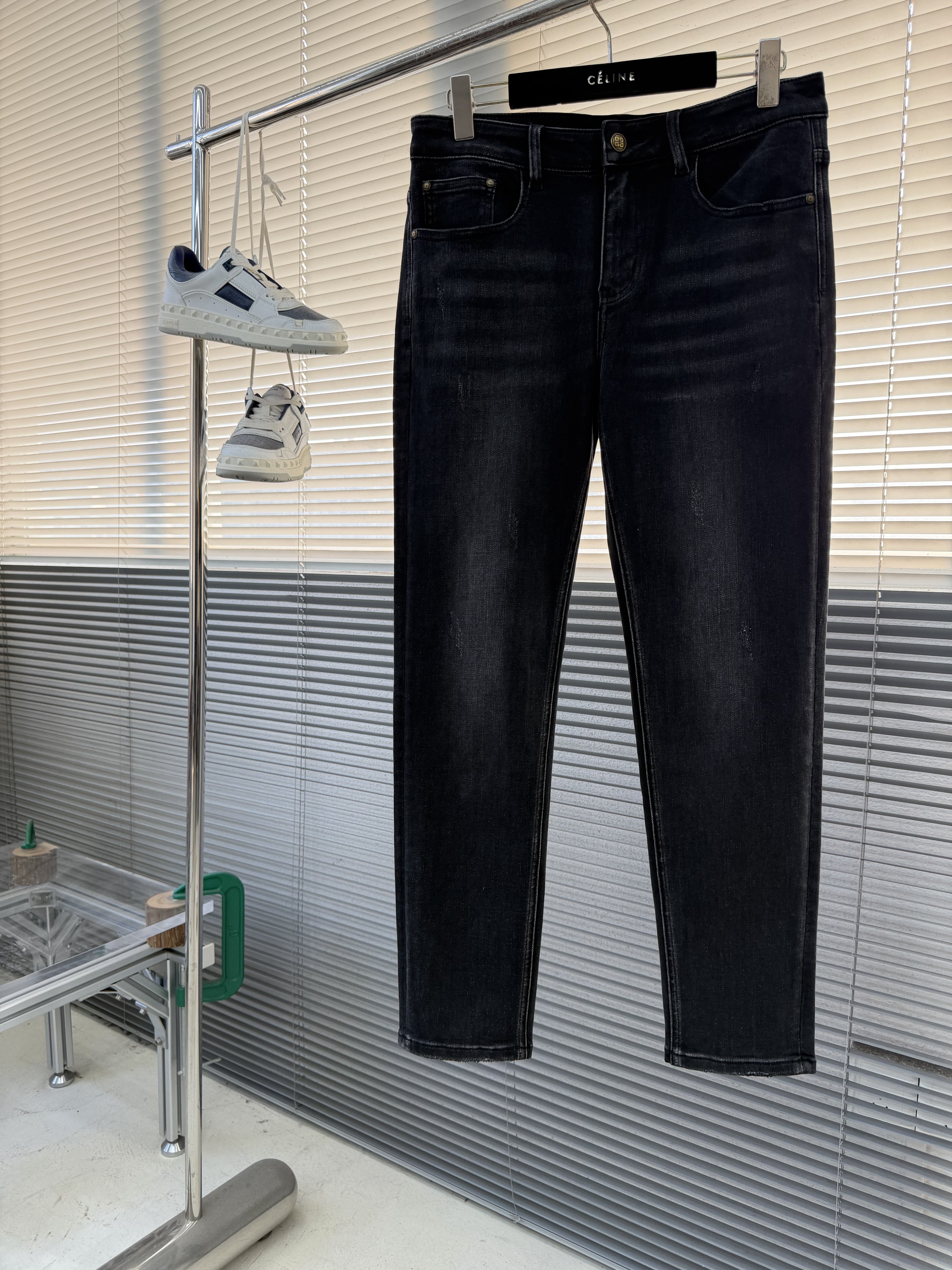 지방시 Givenchy 청바지