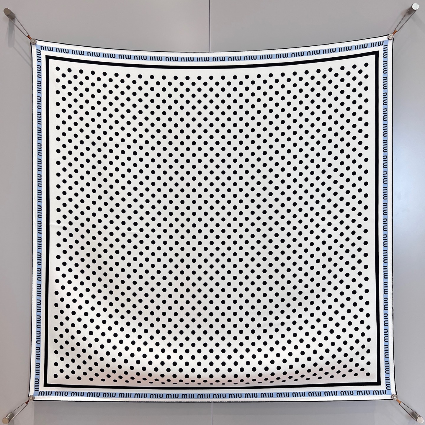 미우 미우 MIU MIU 스카프 90×90cm