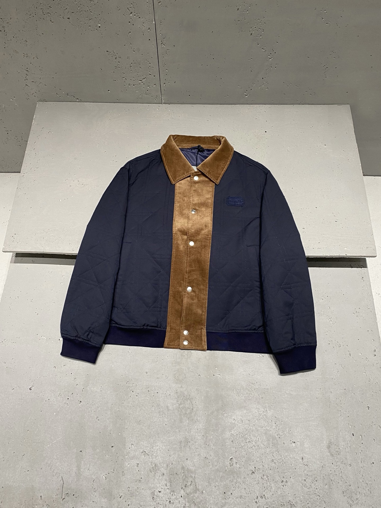 디올 Dior Couture 패딩