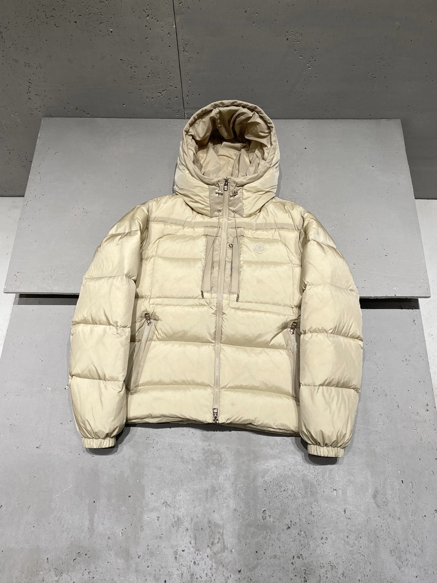 몽클레어 Moncler Archivio Creativo 다운재킷