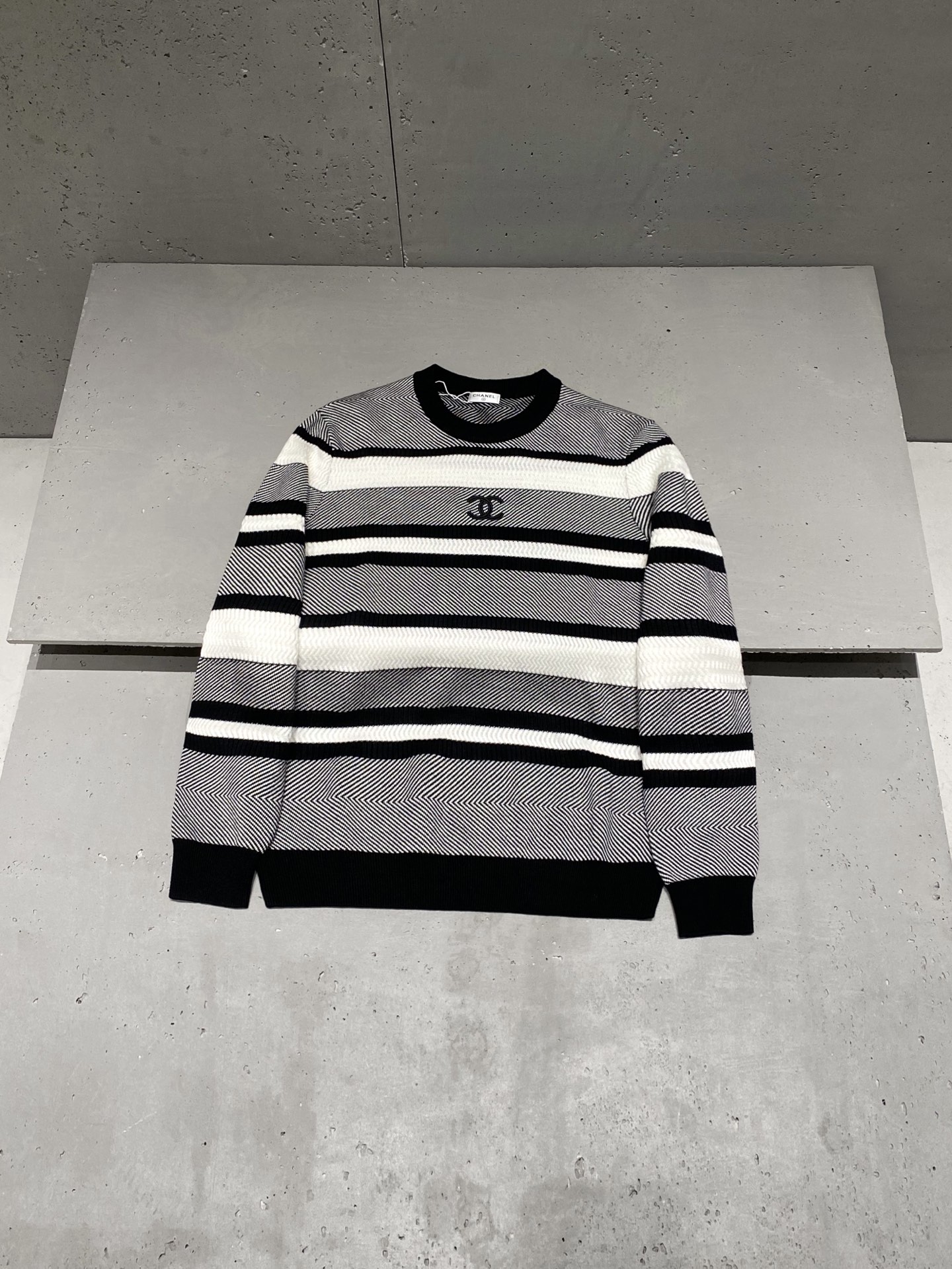 샤넬 CHANEL 스웨터