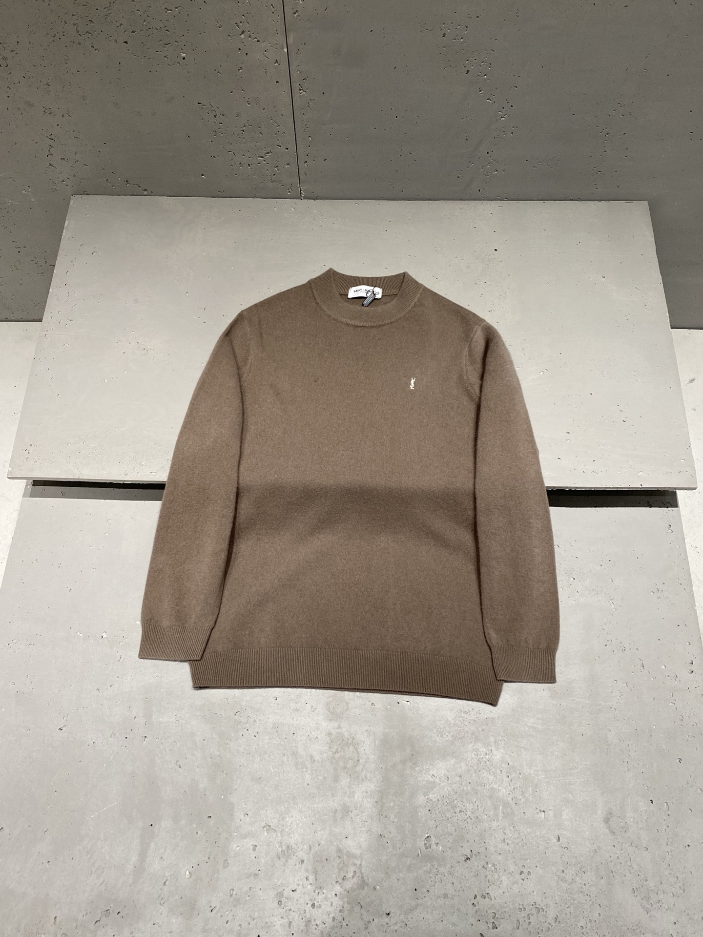 생로랑 Saint Laurent 스웨터